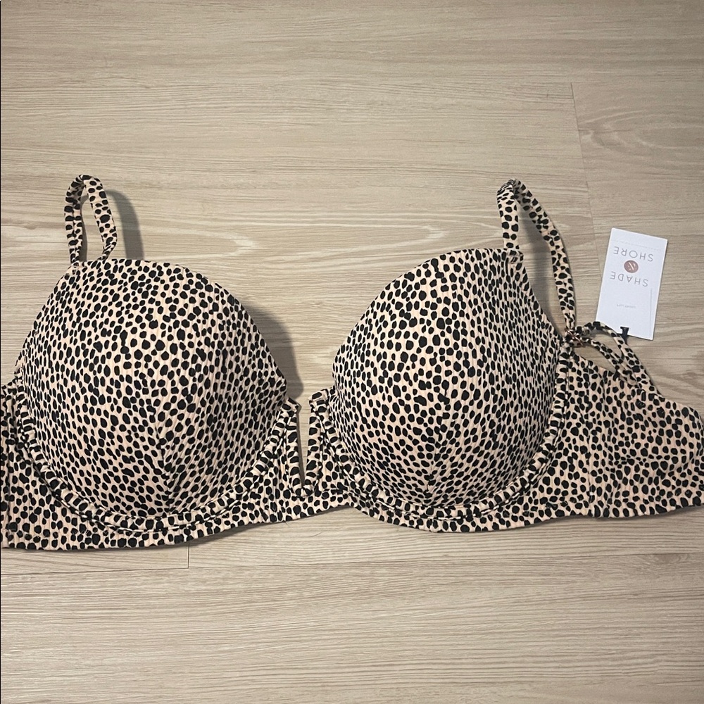 Brand New! ✨ Bathing Suit Bikini Top Cheetah Print
